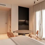 Alma Suites